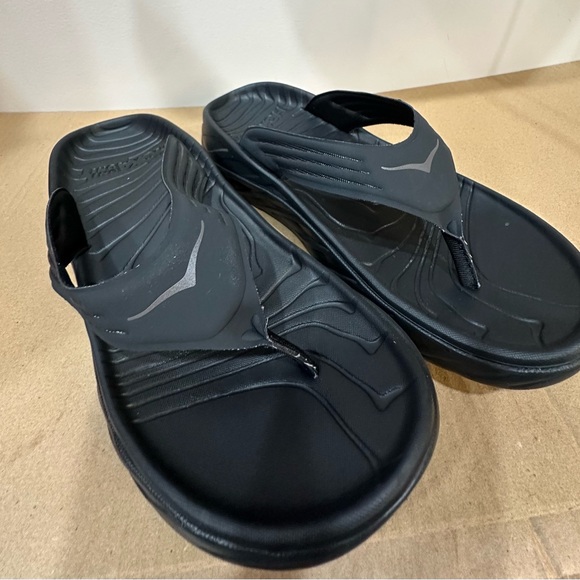 Hoka One One Shoes - Men's/ women’s Black Foam Flip Flop Sandals